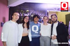 Fernando Reynoso,  Aridai Espinosa,  Uriel Esqueda, Angela Aguirre y Rodrigo Sainz