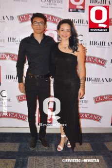 Donnet Andrade y Eloisa Zapata