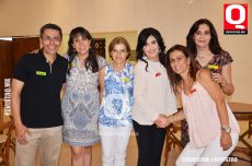 Omar Guerrero, Adriana Durán, Marie Torres Landa, Gaby Torres, Verónica Torres y Pilar Abascal