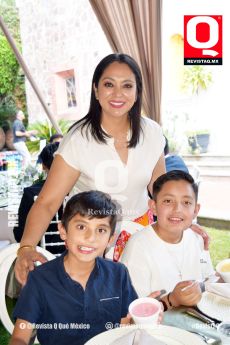 Tiago Martínez,  Cynthia Hernández y Juan Pablo Valdéz