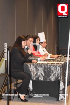 Fer Thompson,Guillermo Zagal,Yazmín Quiroz y Ronie Rivera
