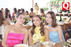 Luciana León,  Isabela Anguiano y Miranda Bustos