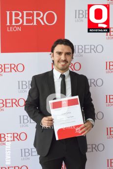 Adrián Espinosa