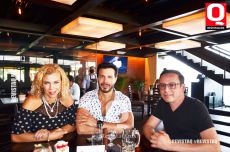 A   Marlene Sarkis, Arturo Fernández y Urbano Castillo