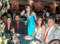 Daniela Aranda de Abugaber,Juan Abugaber,Daniela  Aguirre,Gaby y Paco Aguirre recien desempacados de Alemania