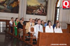 Aspéctos de la misa de la Primera  Comunión de estudiantes del Miraflores