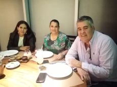 Sofía Esquivel, Lorena Maldonado y Carlos Esquivel