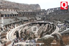 Revista  Q, dentro del Coliseo