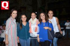 Mayra Flores, Erika Sixtos, María José Orozco, Lupita Uriarte y Gaby García