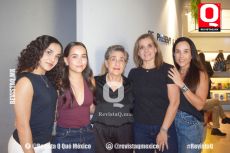 Daniela Rodríguez, Sofía Meneses, Eugenia Junquera,  Susana González y Adriana Rodríguez