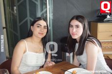 Jazmín Campos y Ángela Campos