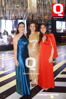 Gina Gómez,  Melissa Macías y Sofía  Carrillo
