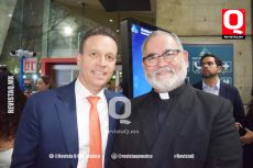 Luis Alverde y Padre Fernando Enrique Torres