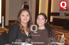 Ana Godínez y Regina Navarro