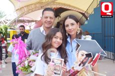 Edgar Gama, Isabela Gama y Fabiola Gama
