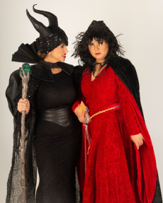 Nelly Troncoso y Ana Escobedo