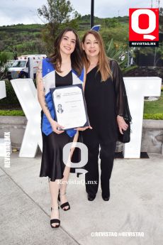 Paola Tralosheros Carrillo y Alicia Carrillo