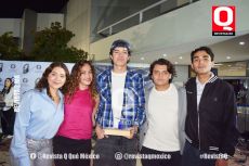 Lindy Macias, Regina Becerra, Malcolm Murua,  Carlos Tejada y Diego Márquez
