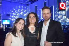 Mariana Macouzet, Daniela Ortiz y Pablo Marín