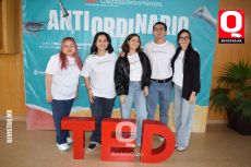 Camila Torres, Alejandra González, Mariana Peréz, Josue Estrada y Mónica Méndez