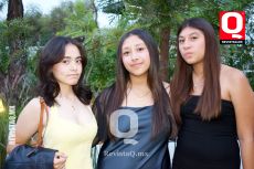 Ana Bernal,  Mariana Valencia y Frida Silva