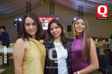 Constanza Macías,  Abril Lomeli y Mariana Córdoba
