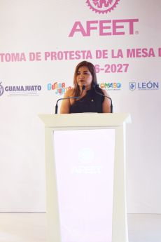 Loli Colunga deja el cargo como Presidenta de AFEET