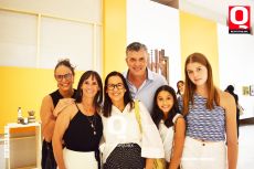A    Gabriela Macías Andrade, Sandra Bárbara Zapiain, Sofía Martínez, Luis Pablo Torres, Paloma Torres y  Aitana Torres
