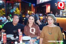 Víctor Castellanos, Ana Lucia Arreche y Yolanda Elías