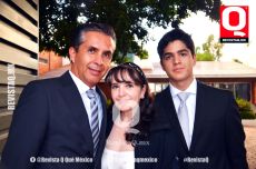 Roberto Escoto, Gabriela Gómez e Iker Escoto