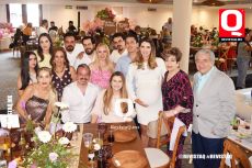 Helena Baca Anaya en familia