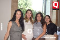 Sol Díaz, Helena Baca Anaya, Caro Lezama y Clara Muñoz