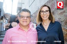 Eduardo Rueda y Mayra González