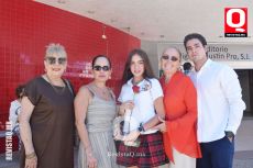 Cecilia Álvarez, Erika Muñoz,  Luisa Díaz, Ceci Cantu y Tadeo Moreno
