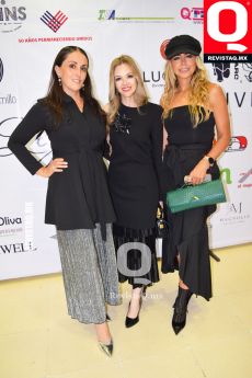 Leslie Garza, Ana Julieta Corporales y Claudia Moreno .