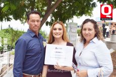 Francisco Gutiérrez, Ala Larisa Gutiérrez y Mónica Macías