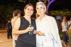 Pily Muñoz y Lucy de Muñoz