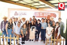 Celebran con orgullo ser docentes y ser lasallistas .