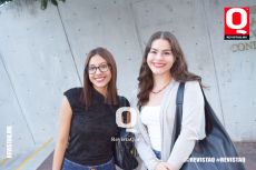 A   Zoe Ronquillo y María Fernanda Gómez