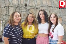 Karen Polanco, Rebeca Velasco,  Ireri Guevara, Daniela Muñoz