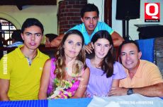 Familia Velázquez Uribe