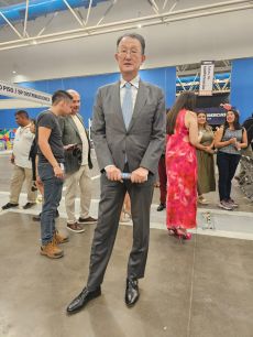 Takero Aoyama, consul general del Japon