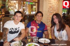 A  Valentín Lomeli, Diego Durán y Regina Rodríguez